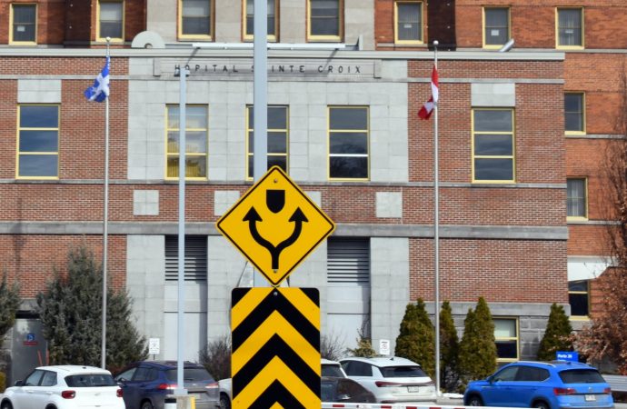 l’Hôpital Sainte-Croix impose la réorientation des cas non urgents pour Drummondville