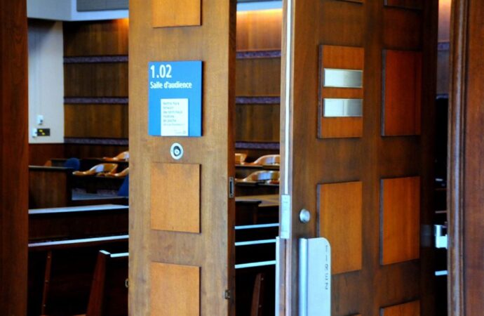 Décès d’une octogénaire à Drummondville : les accusations de tentative de meurtre abandonnées, le coroner conclut à un décès indéterminé