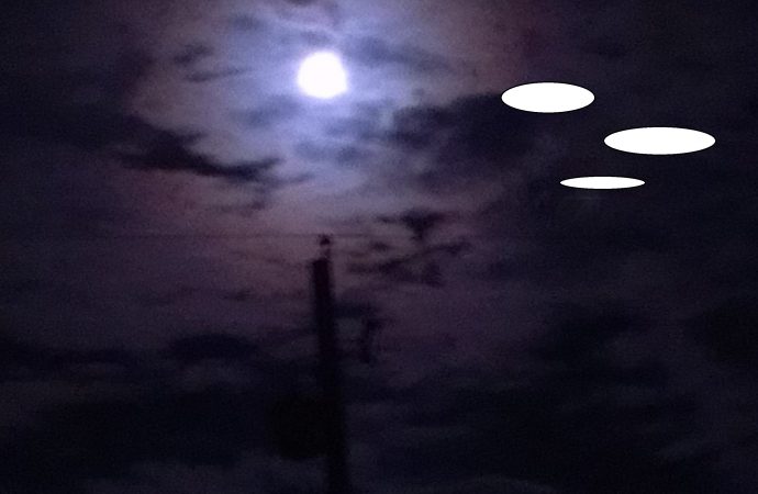 Juin 1952 : un mystérieux OVNI au-dessus de la rue Saint-Georges propulse Drummondville dans l’histoire des mystères extraterrestres
