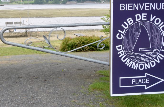 Qualité de l’eau : une cote D force la fermeture de la plage publique de Drummondville
